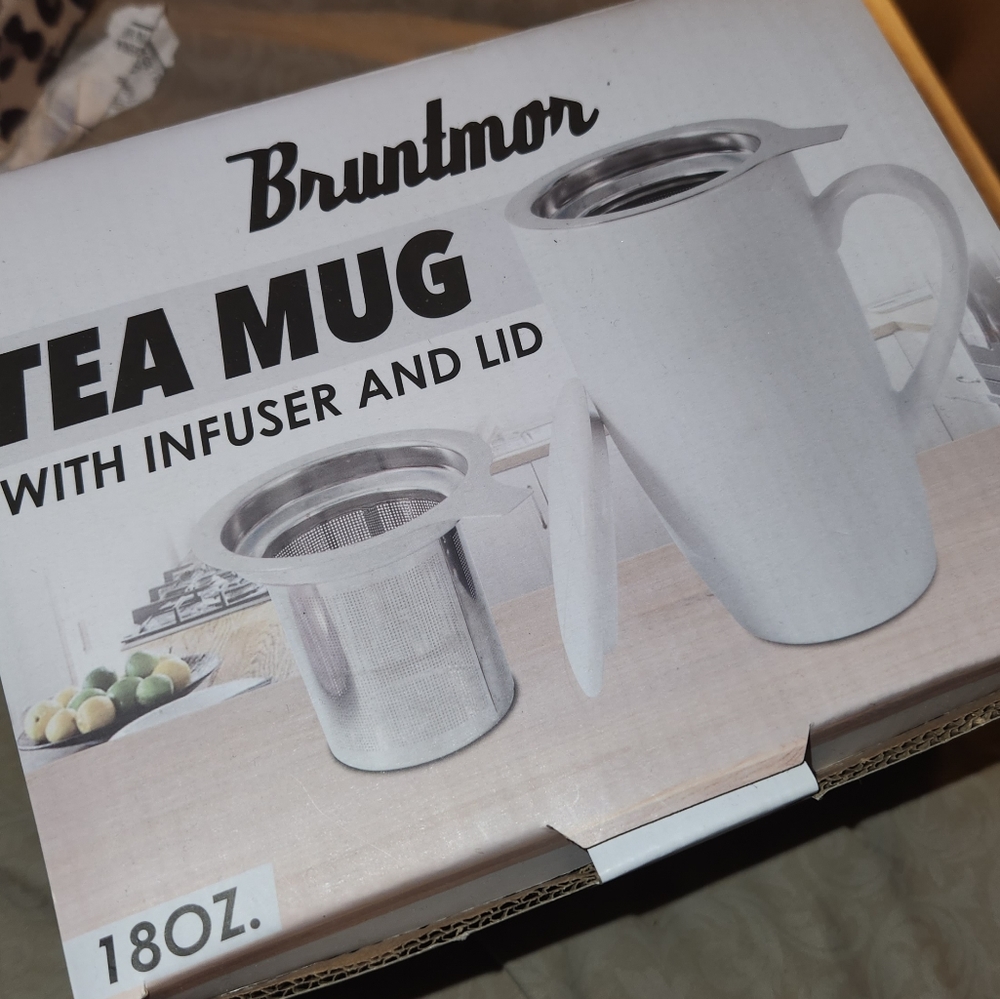 Tea mug with infuser and lid 18 oz.